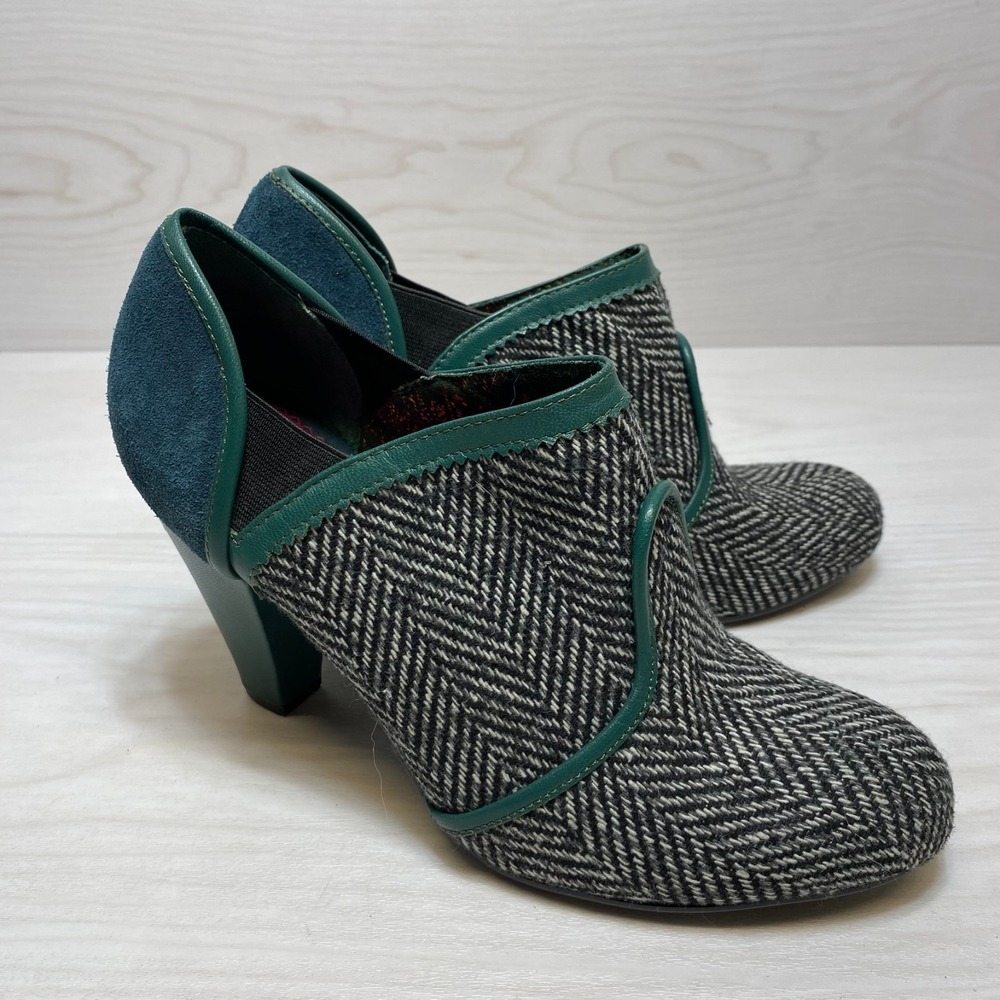 Poetic License Fine Finesse Heeled Ankle Boots Women's 9 Black White Herringbone